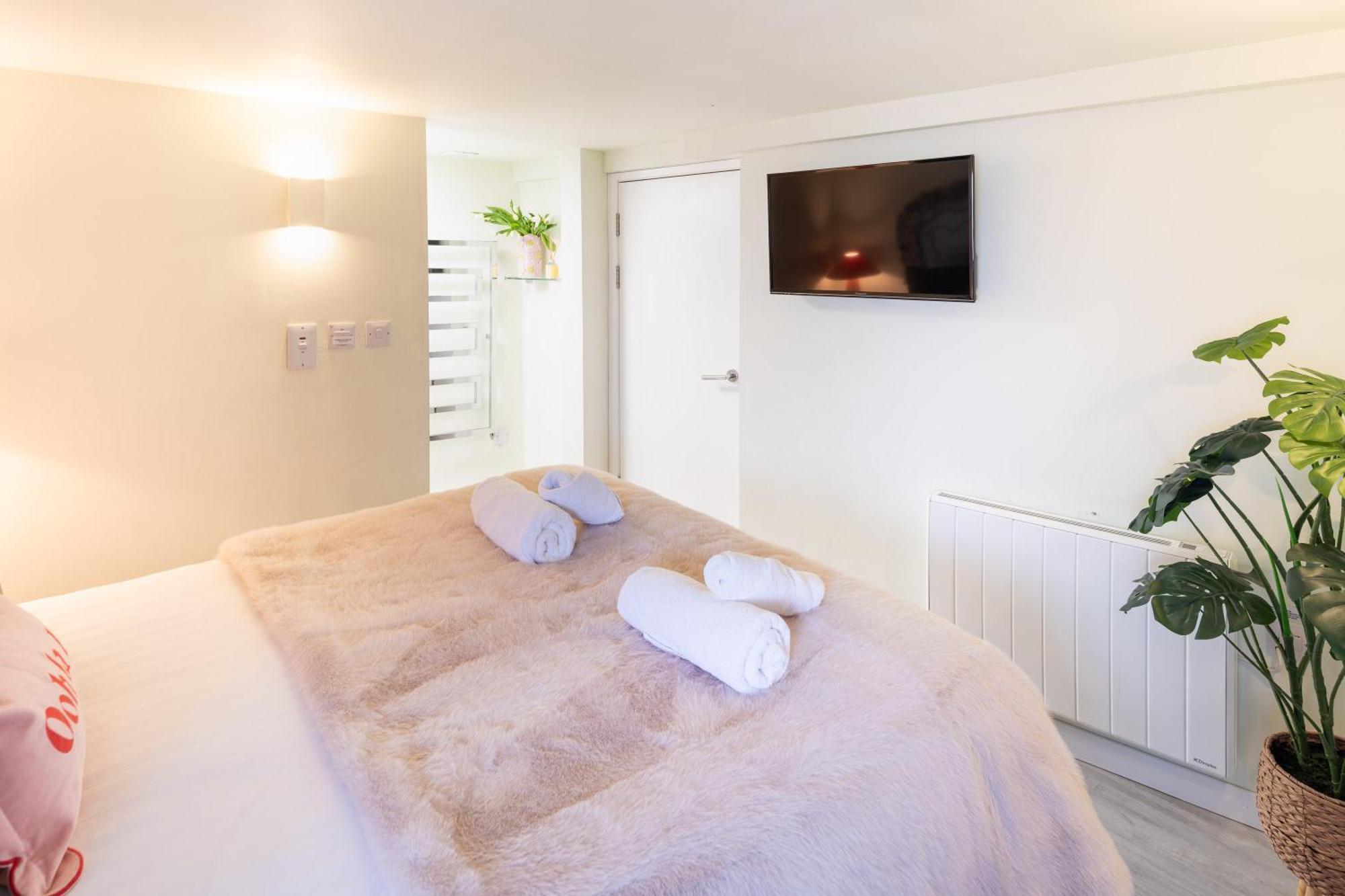 Villa Gorgeous Boutique Flat Sleeps 2 In Lyme Regis Exterior foto